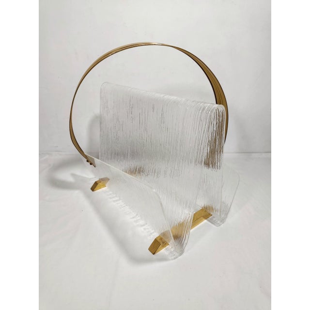 Methacrylate and Brass Magazine Rack, 1980s, in Very Good conditions. Designed 1980 to 1989
