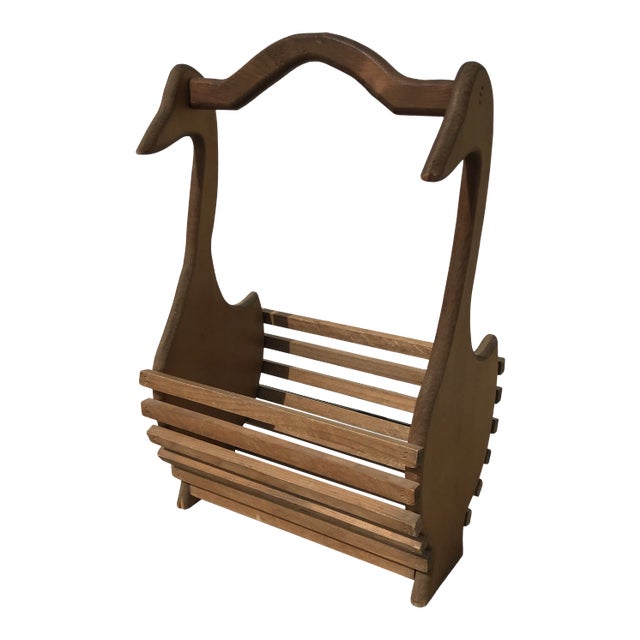 Late 20th Century Wooden Geese Basket For Sale