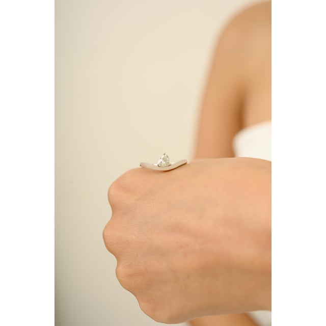 Heart-Shaped Diamond Solitaire Wave Ring Size 6.5 in 14k Solid White Gold Gift for Her For Sale - Image 9 of 15