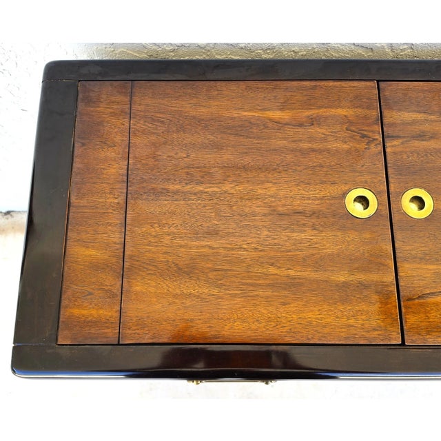 Wood Vintage Bernhardt Chinese Style Rolling Dry Bar Cabinet Buffet Sideboard For Sale - Image 7 of 17