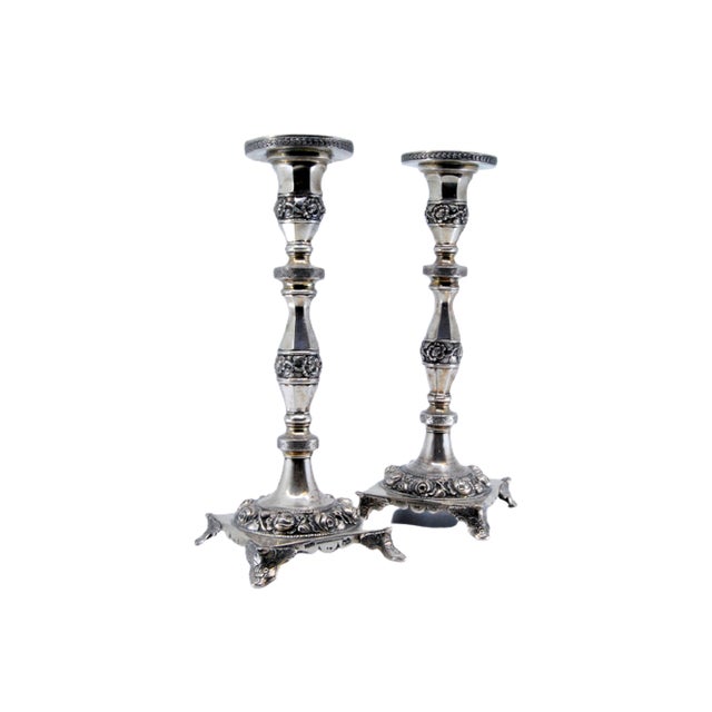 Silver Candlesticks with Turned Stems and Embossed Floral Motifs, Set of 2, in Good conditions.