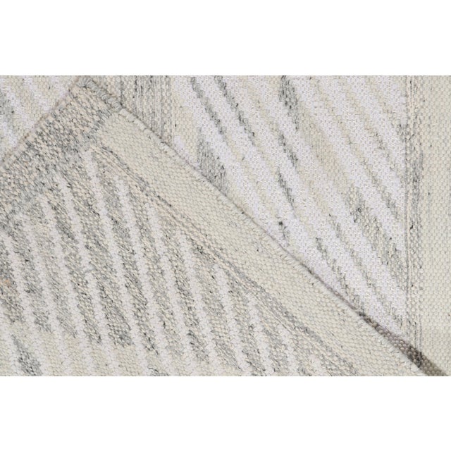 Textile Scandinavian Rug in Gray, White Geometric Pattern by Rug & Kilim For Sale - Image 7 of 7