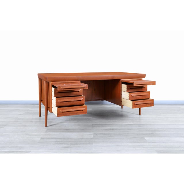 1960s Danish Modern Teak Executive Desk by Ib Kofod Larsen For Sale In Los Angeles - Image 6 of 11