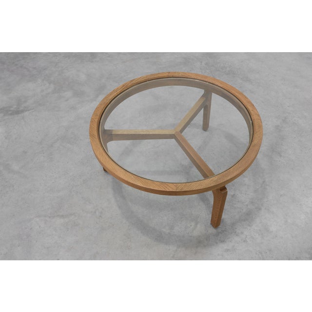 1990s Modernist Table in Ceder Wood and Glass, Italy, 1990s For Sale - Image 5 of 12