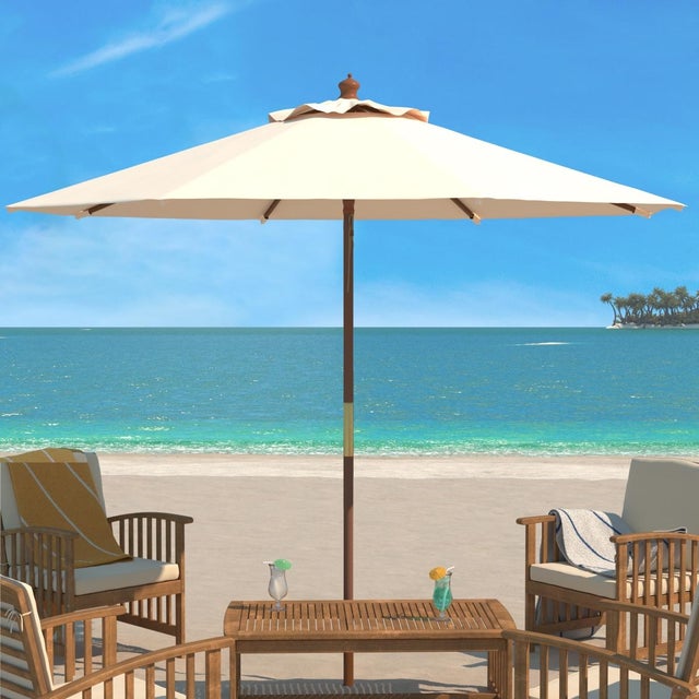 Provide shade and protection in style with our Cannes market umbrella. The elegantly simple design of our umbrella adorns...
