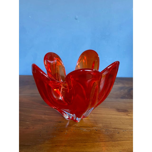 Viking Glass Company Mid-Century Modern Amberina Colored Glass Dish For Sale - Image 4 of 11