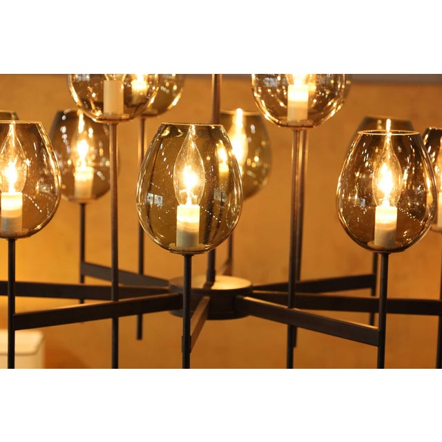 1970s Lightolier Chandelier With Eight Arms and 16 Glass Bulbs For Sale - Image 5 of 11