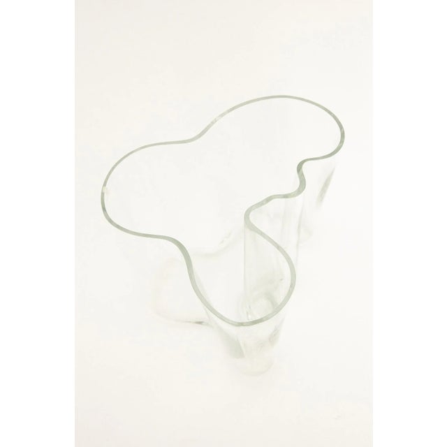 Model 3030 Savoy Vase by Alvar Aalto for Iittala, Finland, 1960s For Sale - Image 6 of 12