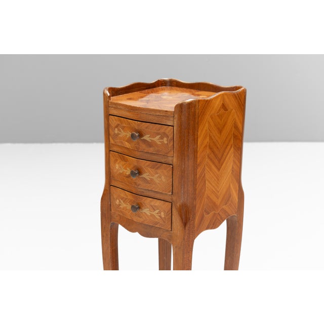 1950s Vintage Bedside Tables in Walnut, 1950s, Set of 2 For Sale - Image 5 of 9