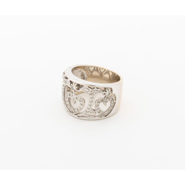 Heart Motif Openwork Pave Diamond and 18k White Gold Ring For Sale In New York - Image 6 of 8