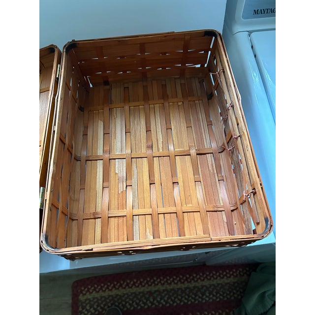 Brown Mid 20th Century Japanese Bamboo Picnic Basket For Sale - Image 8 of 10