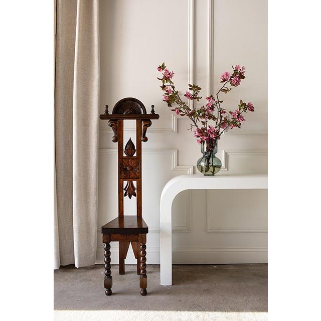 Late 19th Century A Pair of Antique Victorian Hall Chairs (Late 19th Century) For Sale - Image 5 of 15