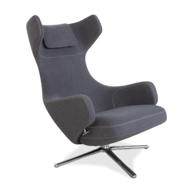 Set of Grand Repos Lounge Chair and Ottoman in Grey Fabric by Antonio Citterio for Vitra For Sale - Image 5 of 18