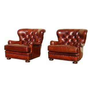 Pair of 1990s Henredon Churchill Tufted Distressed Brown Leather Club Chairs For Sale