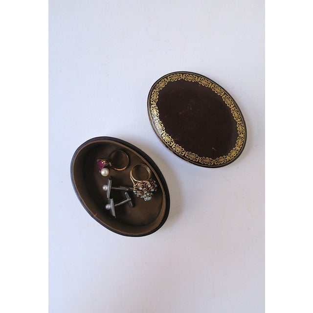 Italian Leather Jewelry Box For Sale In New York - Image 6 of 13