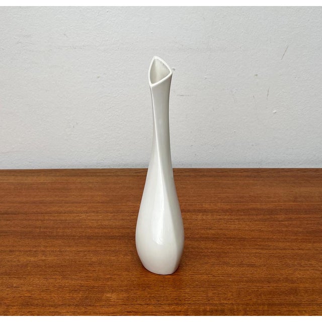 Mid-Century Modern Mid-Century German White Sculptural Vase by Peter Müller for Sgrafo Modern, 1960s For Sale - Image 3 of 14