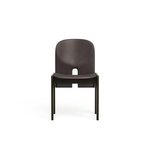 Model 121 Chair in Wood and Leather attributed to Afra & Tobia Scarpa For Sale - Image 9 of 15