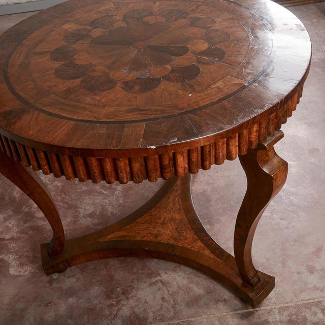 Antique Round Inlaid and Grooved Table For Sale - Image 10 of 18