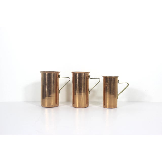 French Country Vintage Copper Measuring Cups Brass Handles- Set of 3 For Sale - Image 3 of 7
