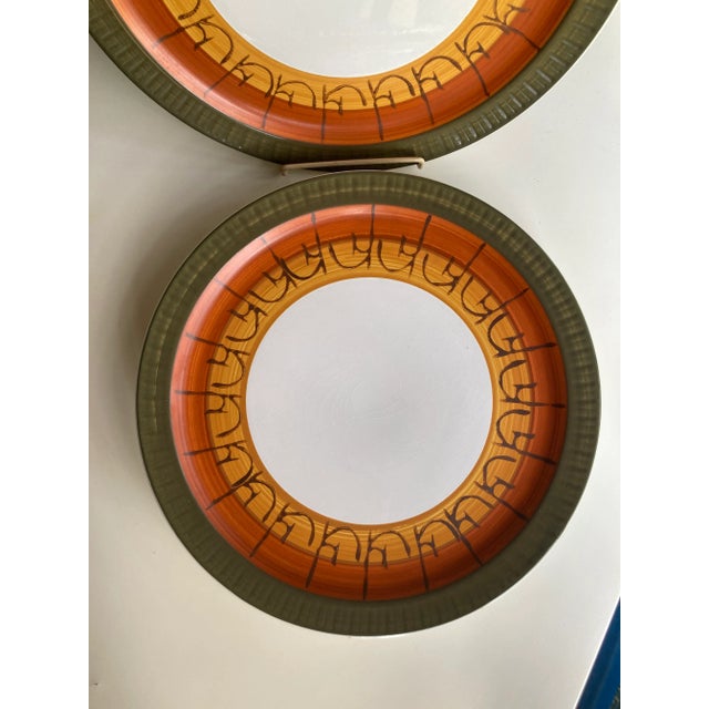 Mid-Century Modern Vintage Casual Cream " Galaxy" Pattern Stoneware Dinner Plates- Set of 3 For Sale - Image 3 of 7