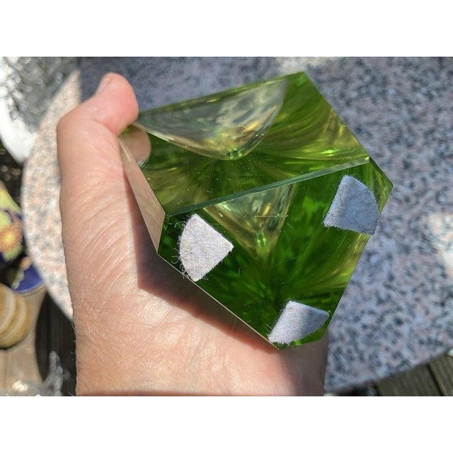 Murano Green Triangular Faceted Art Glass Vase by Bucella Cristalli, 1960s For Sale - Image 9 of 14