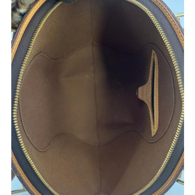 Mid 20th Century Louis Vuitton Monogram Canvas Ellipse MM For Sale - Image 9 of 9