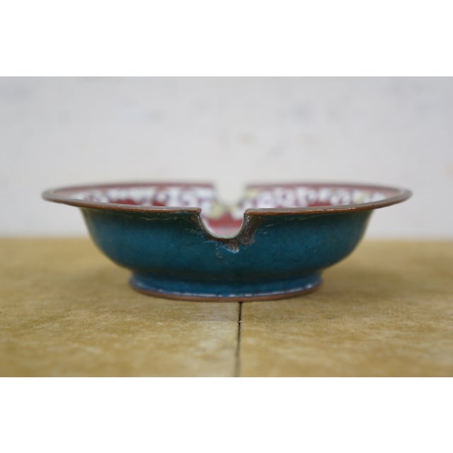 Red Mid 20th Century Chinese Cloisonne Red & White Crysthanamum Cigarette Cigar Ashtray Dish 5" For Sale - Image 8 of 14