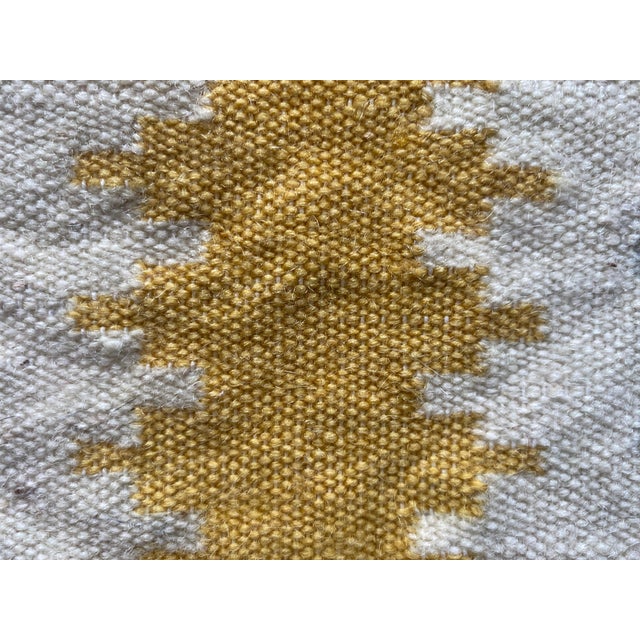 Handmade Yellow and Cream-White Flat-Weave Tapestry, Vlasti, Greece, 1970s For Sale - Image 10 of 13