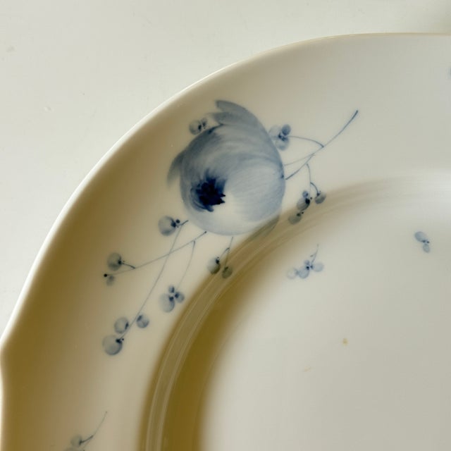 Form Wellenspiel Blaue Blume Breakfast-Dessert Plate from Meissen, 1990s For Sale - Image 6 of 7