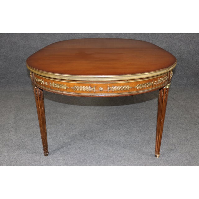 French French Louis XVI Style Brass Mounted Dining Table Attributed to Maison Jansen For Sale - Image 3 of 13