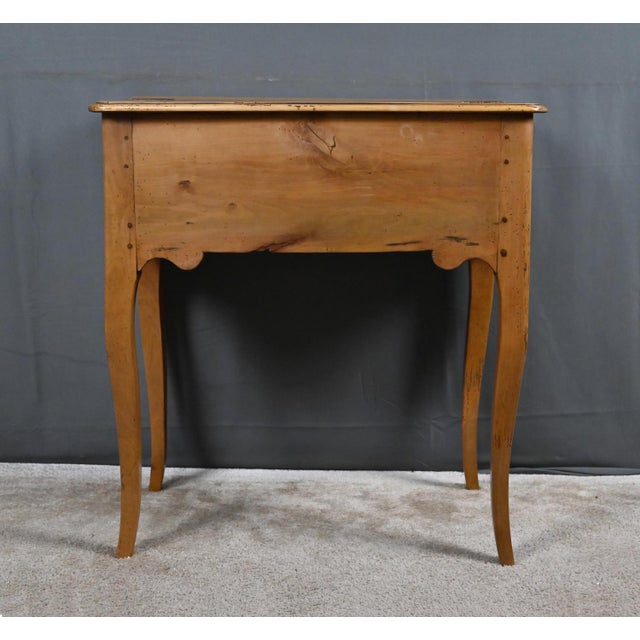 18th Century Louis XV Walnut and Pear Wood Kneading Table For Sale - Image 11 of 14