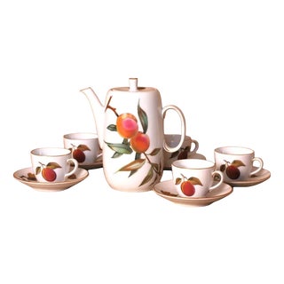Evesham Porcelain Coffee and Tea Service from Royal Worcester, England, 1960s, Set of 11 For Sale