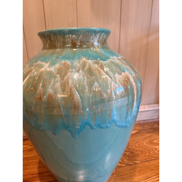 Turquoise Large Robinson Ransbottom Pottery Co. American Vintage Ceramic Oil Jar / Floor Vase 561 For Sale - Image 8 of 12