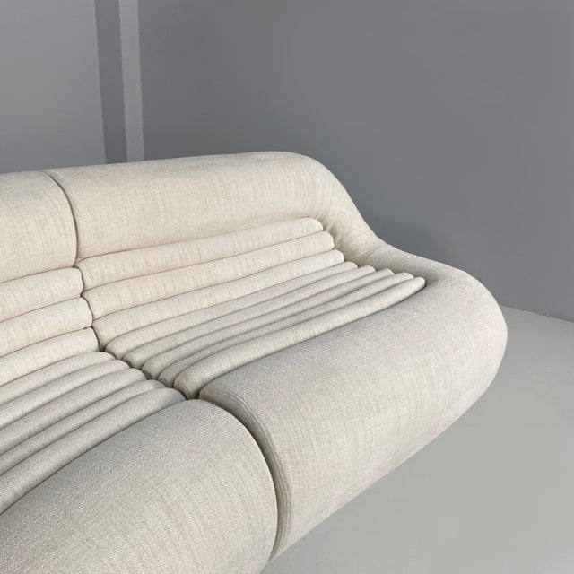 Italian Modern White Carrera Sofa attributed to De Pas, Durbino and Lomazzi for B&B Italia, 1970s For Sale - Image 14 of 18