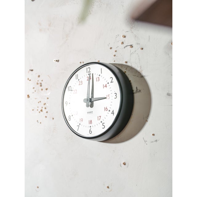 Metal 24 Hour Dial Clock from Gent of Leicester, England, 1960s For Sale - Image 7 of 11