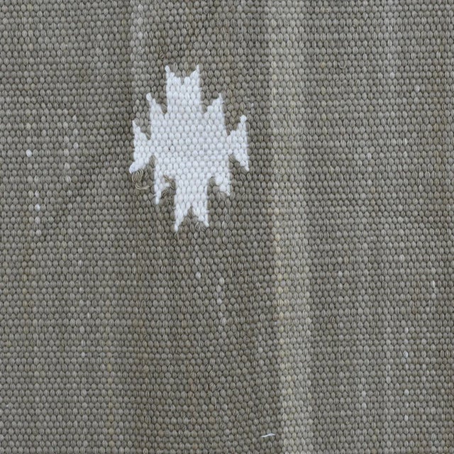 Boho Chic Kolhapur Rug, 5X8 For Sale - Image 3 of 5