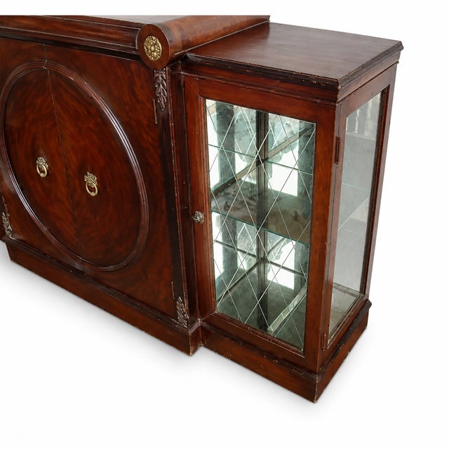 Vintage Mahogany Cocktail Bar Cabinet With Mirrored Displays and Glassware Javit For Sale - Image 11 of 12