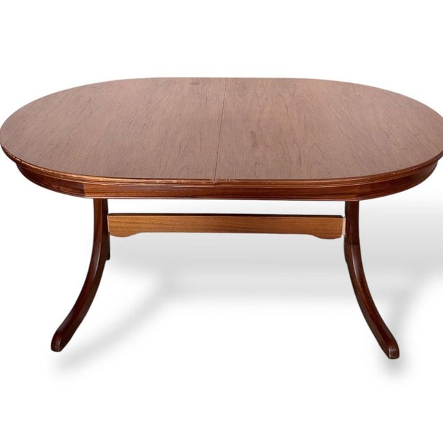 Mid-Century Teak S-Form Oval Extending Dining Table, 1960s For Sale - Image 9 of 10