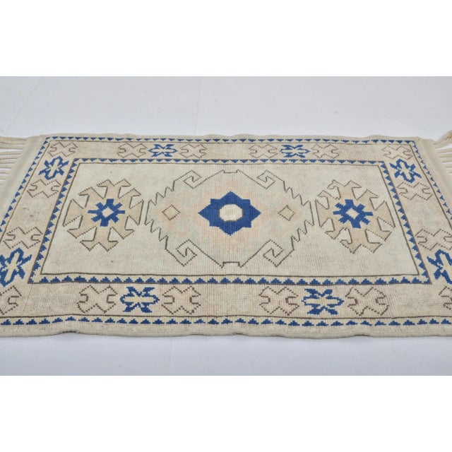 Art Deco 1960s Abstract Design Bohemian Decor Floor Antique Rug For Sale - Image 3 of 11