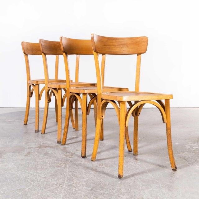 French Blonde Bentwood Kick Leg Dining Chair from Baumann, 1950s For Sale - Image 14 of 15