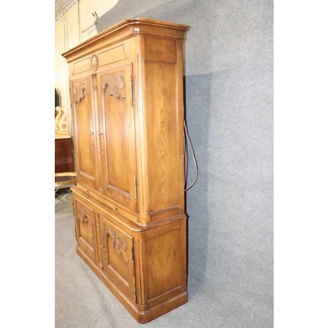 Baker Solid Oak Country French Breakfront China Cabinet with Desk Lighted For Sale In Philadelphia - Image 6 of 13