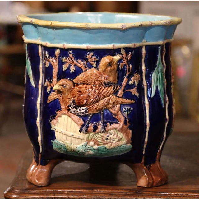 French 19th Century French Majolica Barbotine Cache Pot With Bird Relief Decor For Sale - Image 3 of 8