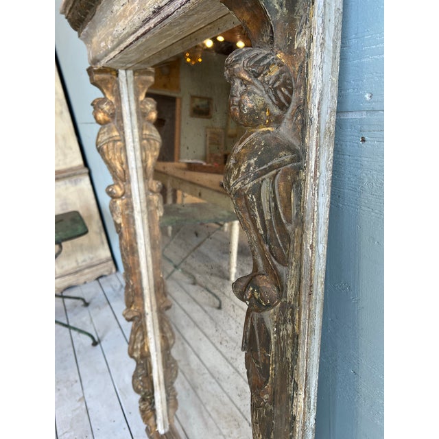 Italian Carved Mirror From Tuscany With Gold Faces For Sale - Image 6 of 9