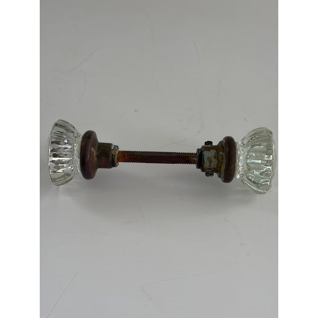 Antique Clear Glass Door Knob Set With Brass Hardware, 1920s–1930s For Sale In Orlando - Image 6 of 13