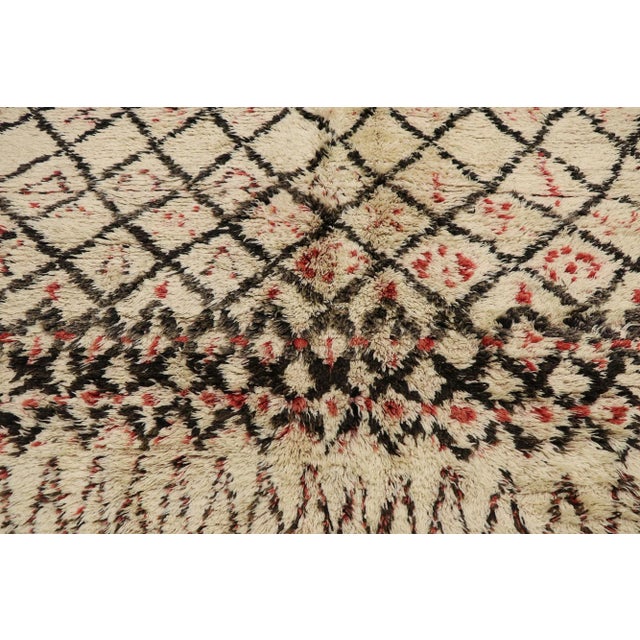 Berber Tribes of Morocco Vintage Beni Ourain Moroccan Rug - 06'06 X 11'02 For Sale - Image 4 of 8