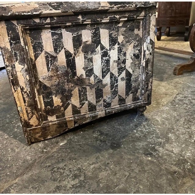 Black Late 19th Century Black and White Lacquered Wood Florentine Blanket Chest For Sale - Image 8 of 15