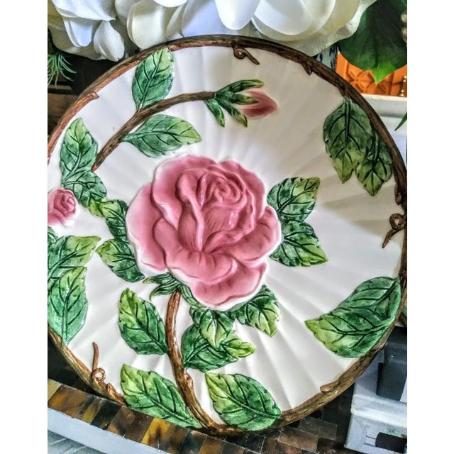 This is a beautiful 2 piece set by Fitz and Floyd. This set includes a gorgeous decorative plate with a large rose design...