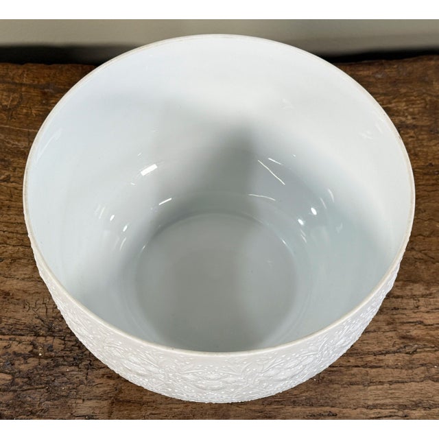 Mid 20th Century Mid Century Rosenthal Bjorn Wiinblad Romanze White Relief Porcelain Bowl Sculptural Design For Sale - Image 5 of 7