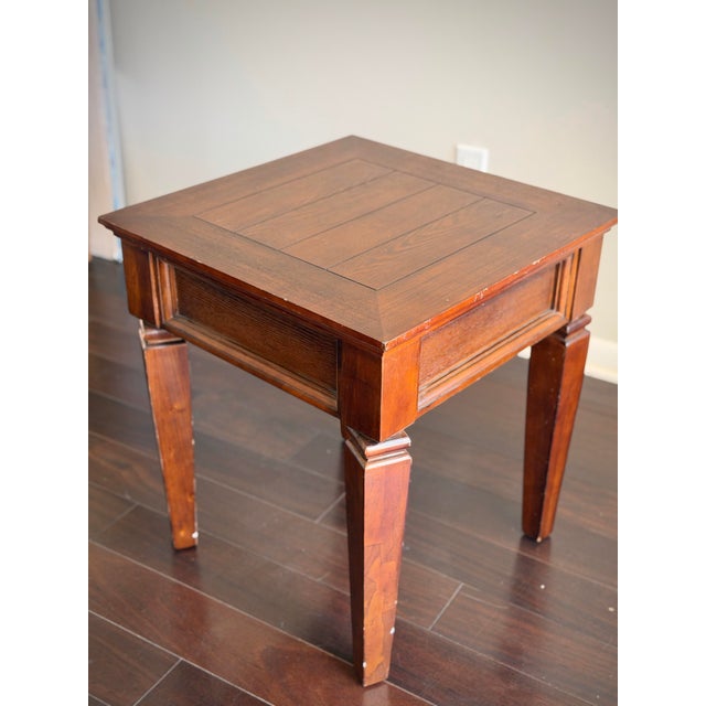 Late 20th Century Georgian Revival Mahogany End Side Accent Lamp Table in the Style of Baker Henredon Drexel Heritage For Sale - Image 9 of 9