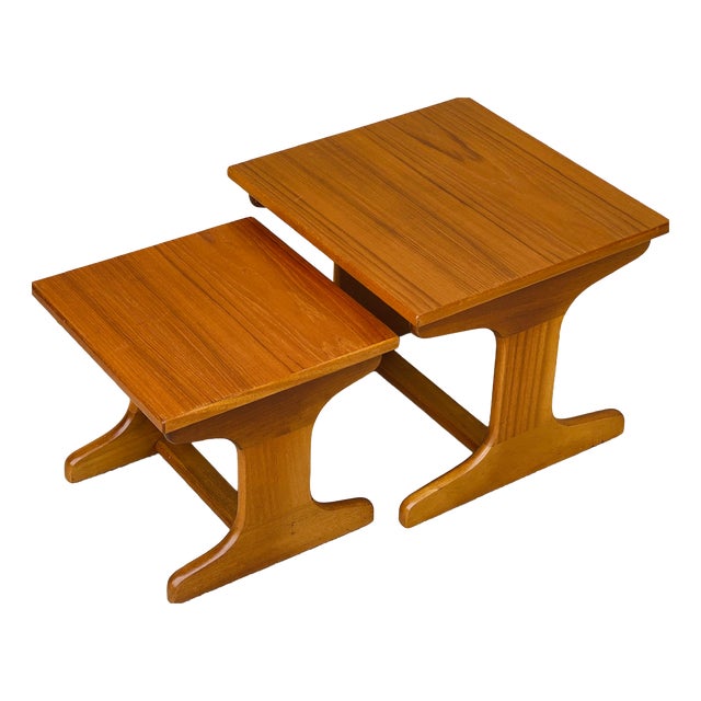 Scandinavian Nesting Tables in Teak, 1960s, Set of 2 For Sale